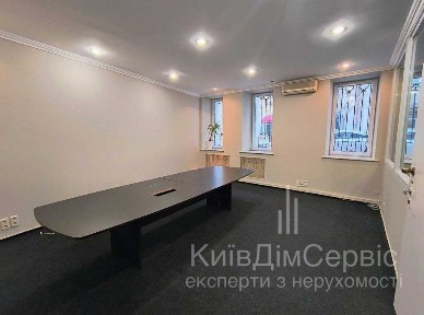 Оренда офісу 75кв м вул Рейтарська 31/16 Центр Золоті ворота