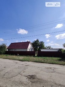 Продаж 1 поверхового будинку з опаленням і ділянкою на 37 соток, 100 кв. м, 5 кімнат, на вул. Шкільна • ID 33583854