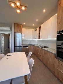 Оренда сучасного котеджу біля Львова, с. Липники