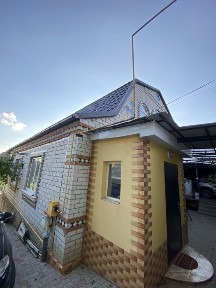 Роскішний триповерховий будинок на сахарному