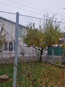 Частина будинка в районі київського кільця з окремим двором