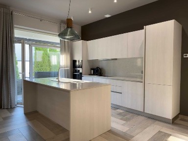 Будинок 160 м2, 10 соток басейн, ремонт та меблі. Котеджне містечко.