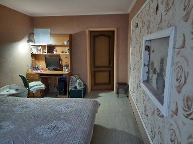 Продам квартиру с отдельным входом и палисадником