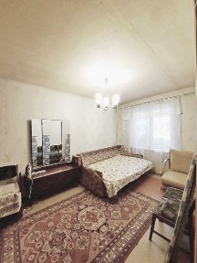 Сдам 2 ком. кв. Газ Разд. комнаты средний этаж АТБ