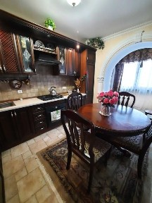 Продам квартиру з якісним ремонтом в новому будинку на вул. Металургів