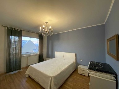 Продаю 3к квартиру район вул. Богуна