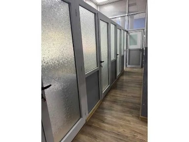 Вбудовані приміщення м. Хуст, вул Карпатської Січі, 39