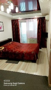 центр ул. Евгения Маланюка 9в 1 комнатная-посуточно