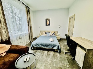 Посуточно 2к сумской рынок, госпиталь, центр, метро Научная первый дом