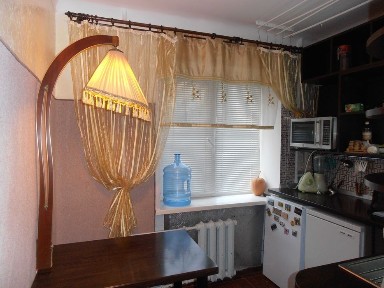 Продам! 3кв. 52м2~~Сімферопольська11,меблі+техніка+ремонт+бізнес