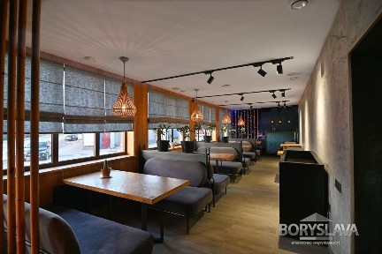 Кафе, СТО, шиномонтаж, комплекс комерційних приміщень в місті Сарни