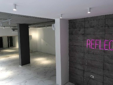 Продам комерційне приміщення Центр перший поверх фасад