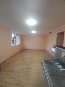 Без комісії, 88м², ділянка 1,23 сотки, комерційне фасадне приміщення