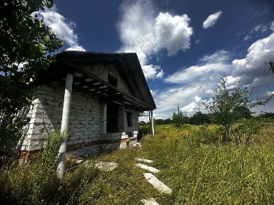 Продам недобудову 20 соток землі Вороньків