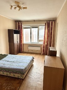 Продається 4 кімнатна квартира 7 поверх не кутова Долинська