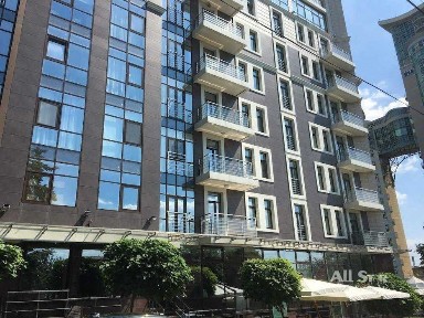 Оренда 3-к квартири Печерськ. Є резервне живлення! Від власника