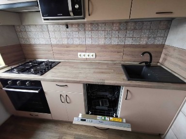 Оренда 2-кімн. квартири пров. Поліський метро Червоний Хутір