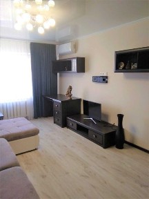 Довгострокова оренда 3-х кімнатна (ринок Магнат) автономне опалення.