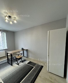 1-К Левада, в Новом доме