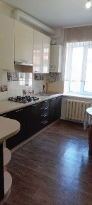 Шикарний будинок в місті. Ціна - якість. Ремонт. Гарний під'їзд.