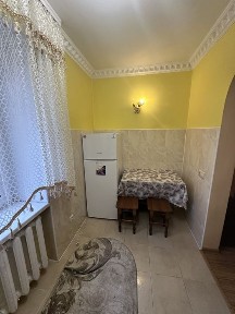 Здається 1 кім квартира на Хотинській