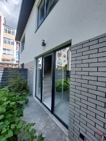 Київська область, Петропавлівська Борщагівка