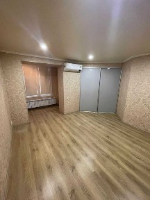 Продается 2 комнатная квартира в центре, 63 м2, чехпроект.