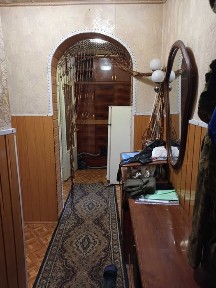 Квартира 2-х комнатная, в самом центре, возле Праги, 2-й этаж.