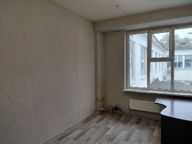 Сдам помещение р-н. Кривалиевского рынка.