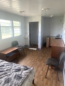 Дача у місті по вул. Чіковані