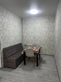 Продам трикімнатну квартиру в центральном районі міста