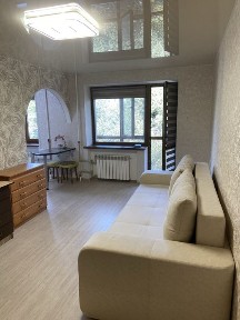 Продам 1к квартиру, 2-й поверх, Центр м. Сміла