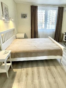 Київ, Подільський, вулиця Сергія Данченка 32