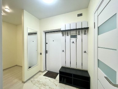 Продаж сучасної 1к в новому будинку на Поділлі