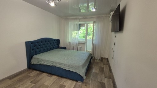 Здам квартиру на Варненська 14