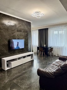 Подобово квартира 3-КІМН на Сонячном