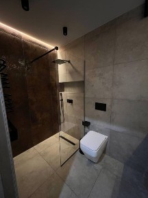 Продається квартира з євроремонтом у центрі міста!