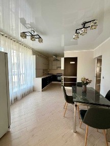 Простора квартира з ремонтом у Калиновій Слободі! Від власника!