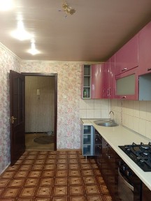 Чудова трикімнатна квартира по проспекту Перемоги.