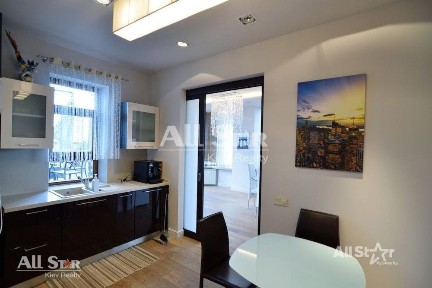 Оренда 3к квартири в Києві, вул. Жилянська