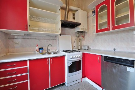 2-кімнатна квартира з індивідуальним опаленням, центр, вул. Я. Мудрого