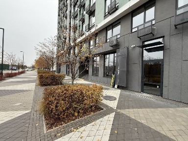 Фасадне приміщення ЖК Республіка