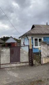 Продається будинок поруч з сосновим лісом та річкою Південний Буг