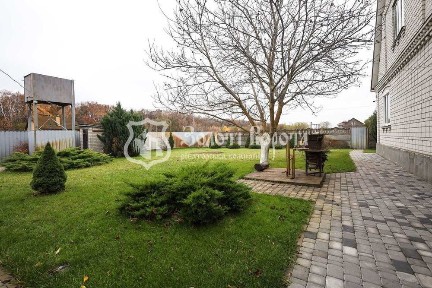 Будинок, 1пов. Гарний стан. с. Велика Димерка, Броварський район