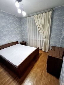 Самый ЦЕНТР 2 этаж Аренда 3 ком квартиры