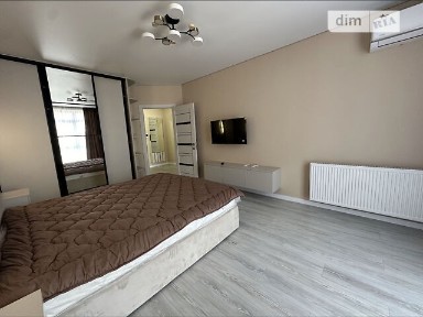 Здам подобово 1к квартиру на вул. Івана Фогарашія 17 корпус 2 • ID 33423787