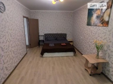 Здам подобово 1к квартиру на вул. Академіка Корольова 3 • ID 32780728