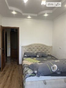 Здам подобово 2к квартиру на вул. Залізнична 49 • ID 32560560