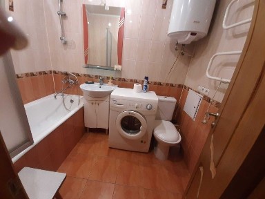 Продам Фрунзенский 40 кв, 4 эт с мебелью, торг