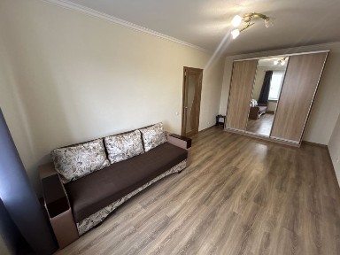 Київська область, Вишневе